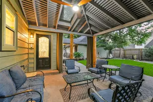 3823 Elmcrest Dr, Houston, TX 77088 - Photo 39