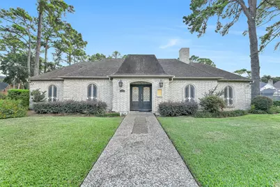 3823 Elmcrest Drive, Houston, TX 77088 - Photo 45