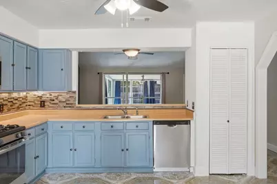 7334 Mundare Lane, Houston, TX 77086 - Photo 11