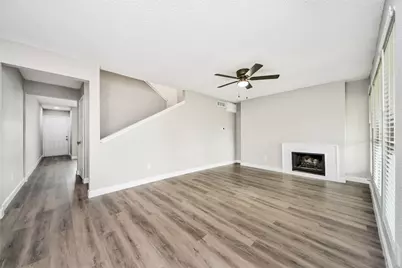 781 Country Place Drive #2021, Houston, TX 77079 - Photo 15