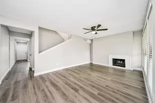 781 Country Pl Dr, Houston, TX 77079 - Photo 15