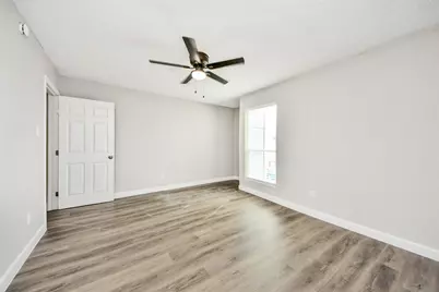 781 Country Place Drive #2021, Houston, TX 77079 - Photo 29