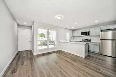 781 Country Place Drive #2021, Houston, TX 77079 - Photo 5