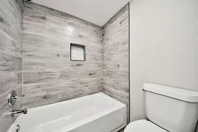 781 Country Place Drive #2021, Houston, TX 77079 - Photo 31