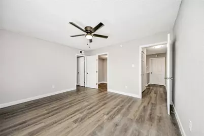781 Country Place Drive #2021, Houston, TX 77079 - Photo 27