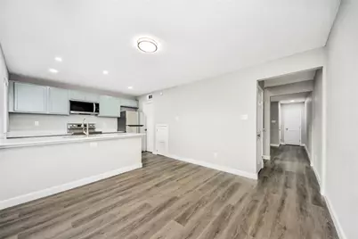 781 Country Place Drive #2021, Houston, TX 77079 - Photo 7