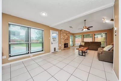3310 Little Farms Court, Richmond, TX 77406 - Photo 9