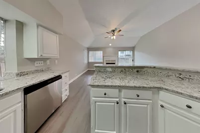 5026 Maple Brook Lane, Houston, TX 77345 - Photo 7