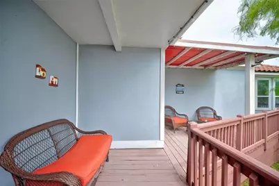 2734 Avenue D, Dickinson, TX 77539 - Photo 19