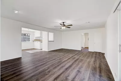 216 Any Way, Lake Jackson, TX 77566 - Photo 9