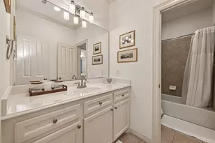 4019 Whitman St, Houston, TX 77027 - Photo 29