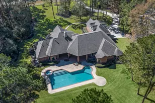 11302 Lake Forest Dr, Conroe, TX 77384 - Photo 1