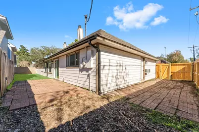 1678 Beaconshire Road, Houston, TX 77077 - Photo 27