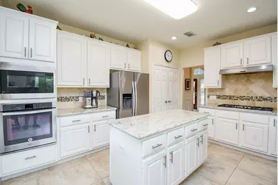 1006 Pointe Loma Drive, Sugar Land, TX 77479 - Photo 9