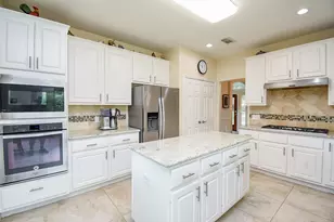 1006 Pointe Loma Dr, Sugar Land, TX 77479 - Photo 9