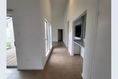 13839 Walnut Hollow Lane, Houston, TX 77082 - Photo 5