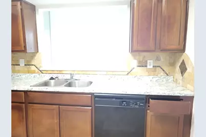 13839 Walnut Hollow Lane, Houston, TX 77082 - Photo 9