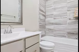 12146 Barkley Oak Dr, Texas City, TX 77591 - Photo 15