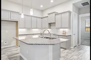 12146 Barkley Oak Dr, Texas City, TX 77591 - Photo 7