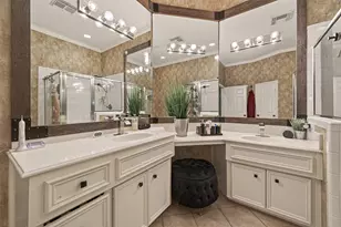 1317 Oneil St, Houston, TX 77019 - Photo 35