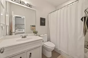 1317 Oneil St, Houston, TX 77019 - Photo 29