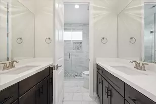 602 Appia Dr, Kemah, TX 77565 - Photo 29