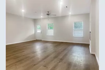 32515 Valley Redstem Way, Fulshear, TX 77441 - Photo 11