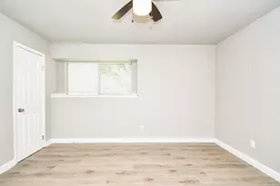 6911 Winding Trace Dr, Houston, TX 77086 - Photo 23