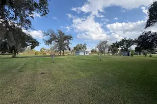 718 County Rd 388, Brazoria, TX 77422 - Photo 3