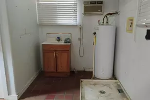 389 Rockdale, Livingston, TX 77351 - Photo 11