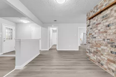 11829 S Red Cedar Circle, The Woodlands, TX 77380 - Photo 15