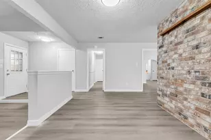 11829 S Red Cedar Cir, The Woodlands, TX 77380 - Photo 15