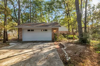 11829 S Red Cedar Circle, The Woodlands, TX 77380 - Photo 3