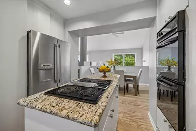 1907 Norfolk Street #B, Houston, TX 77098 - Photo 5