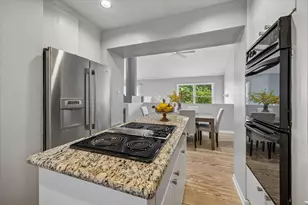 1907 Norfolk St, Houston, TX 77098 - Photo 5