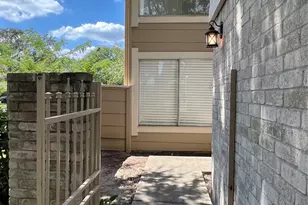 2372 Woodland Park Dr, Houston, TX 77077 - Photo 9