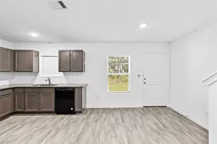 189 Curry St, Livingston, TX 77351 - Photo 5