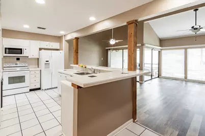 44 April Point Drive S, Montgomery, TX 77356 - Photo 11