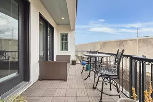 1240 Mosaico Ln, Houston, TX 77055 - Photo 15