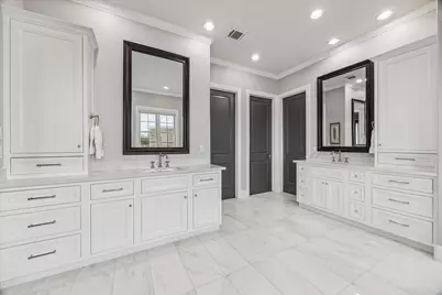 1240 Mosaico Lane, Houston, TX 77055 - Photo 17