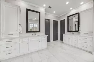 1240 Mosaico Ln, Houston, TX 77055 - Photo 17