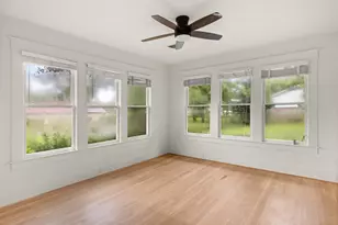 918 S Madison St, La Grange, TX 78945 - Photo 15