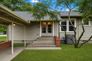 918 S Madison St, La Grange, TX 78945 - Photo 23