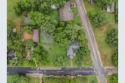 918 S Madison Street, La Grange, TX 78945 - Photo 31