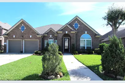 2209 Rocky Shores Lane, Pearland, TX 77089 - Photo 1