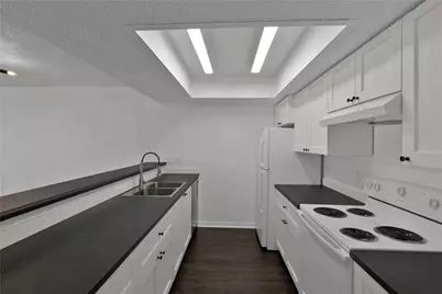 2830 S Bartell Drive #23, Houston, TX 77054 - Photo 3