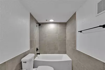 2830 S Bartell Drive #23, Houston, TX 77054 - Photo 11