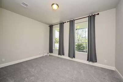 34 Jaden Oaks Place, Tomball, TX 77375 - Photo 11