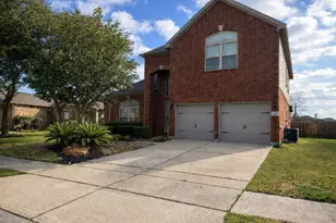 3915 Markspring Ln, Spring, TX 77388 - Photo 3