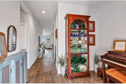 8306 Tamarind Lane, Baytown, TX 77521 - Photo 5